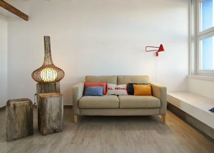 Marina Oceanfront House Apartamento *