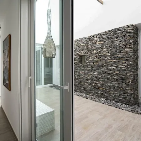Marina Oceanfront House *